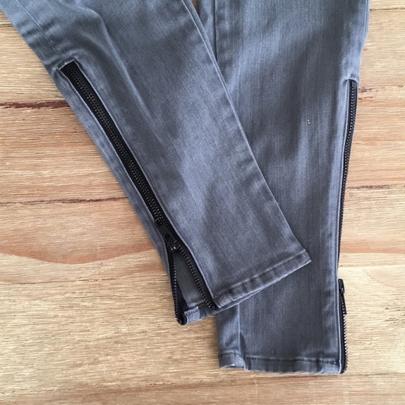 J BRAND Revolve Zipper Ankle Skinny Gotham Jeans - Picture 4 of 4